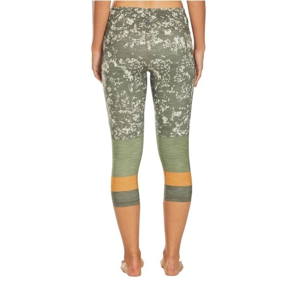 [Prana] Olive Green Printed Leggings - Picture 2 of 6